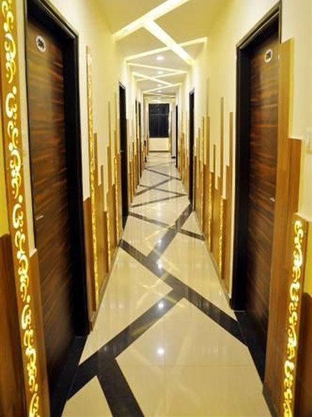 Townhouse 1182 Hotel Tirupati Galaxy Kánpur Kültér fotó